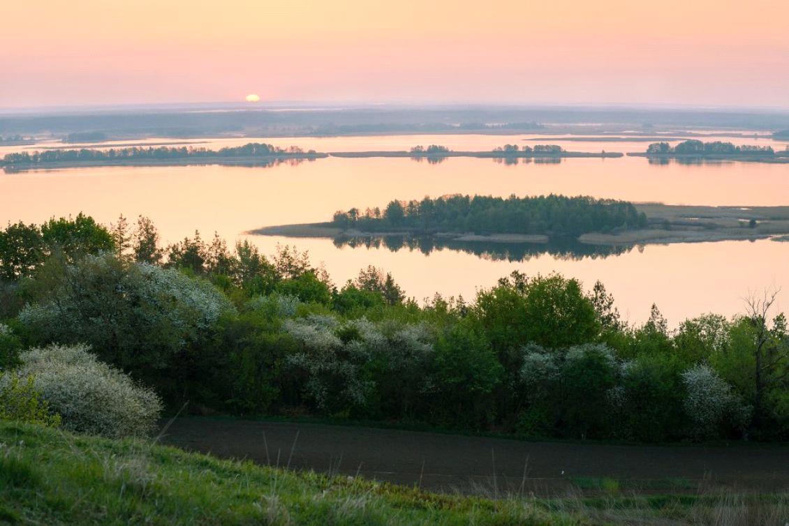 На берегах дніпра