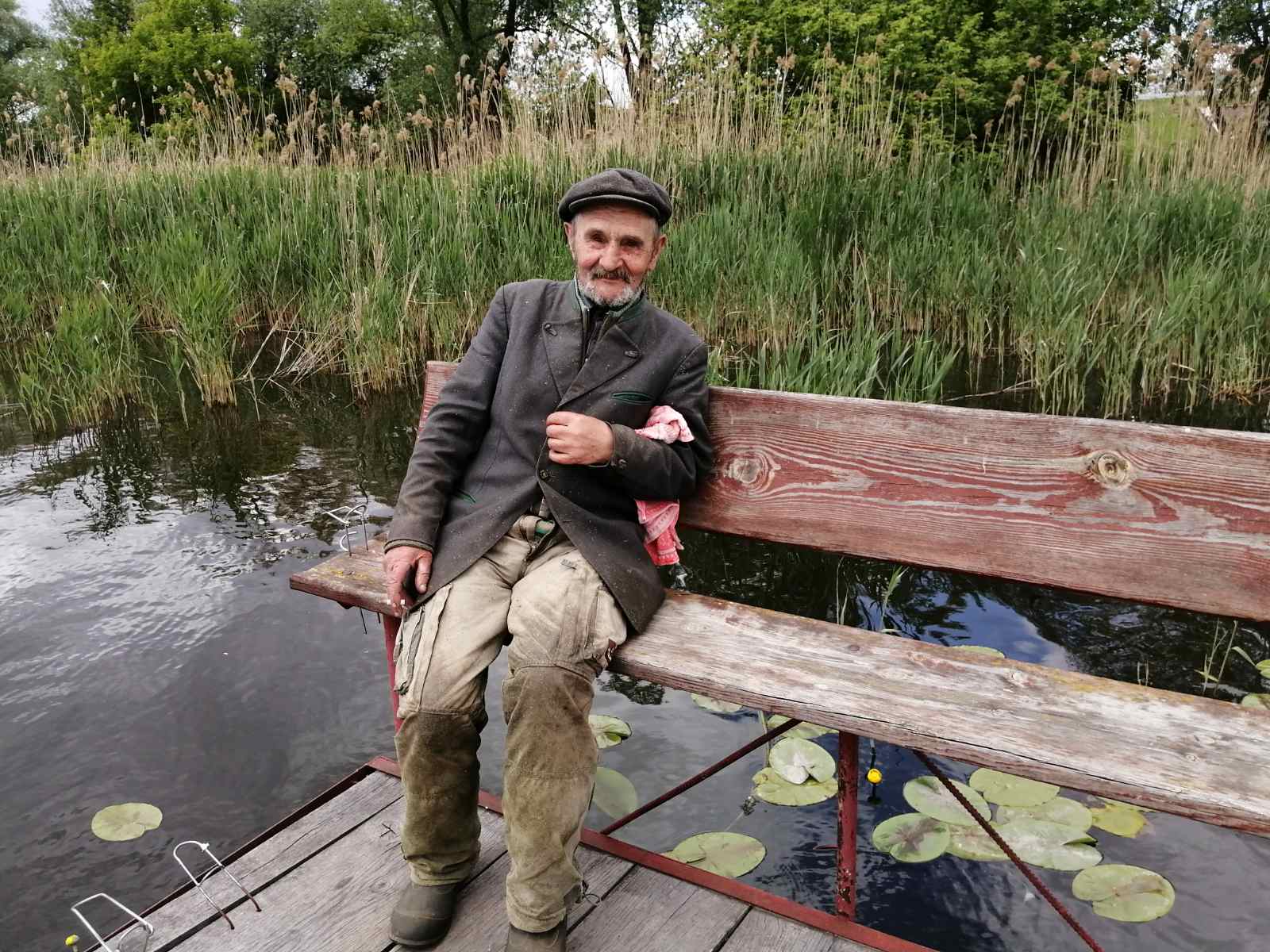 Про музиканта з Черкащини, який втратив слух, але продовжує писати у свої 84 роки
