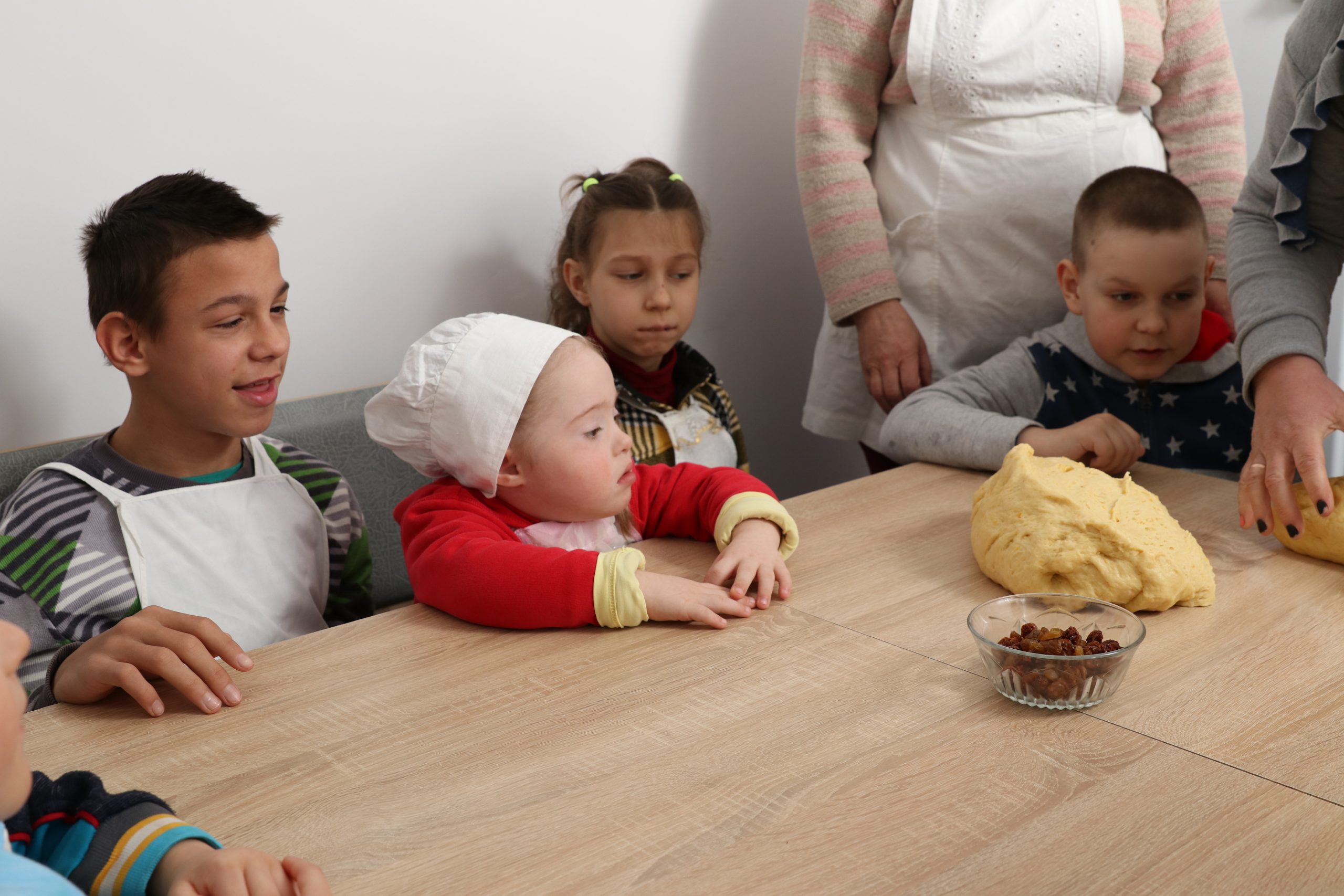 Про те, як у Тальному готувалися до Великодня діти з особливими потребами